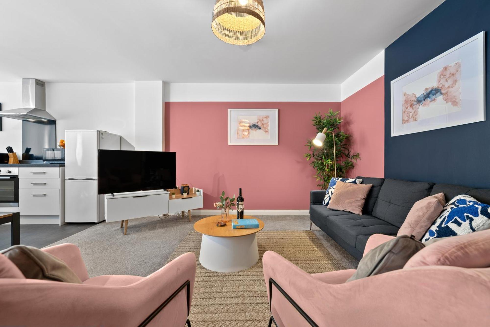 Glevum Lodge - 2 Bedroom Town Centre Apartment Cirencester Exterior photo